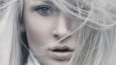 Голубоглазая красавица