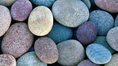 Разноцветные камни